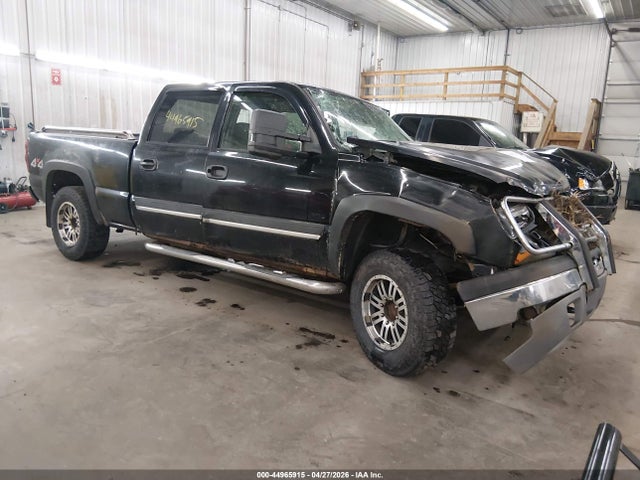 Salvage Chevrolet Silverado 2500 Image