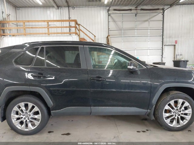 Toyota RAV4 Xle Premium