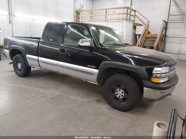 Salvage Chevrolet Silverado 1500 Image