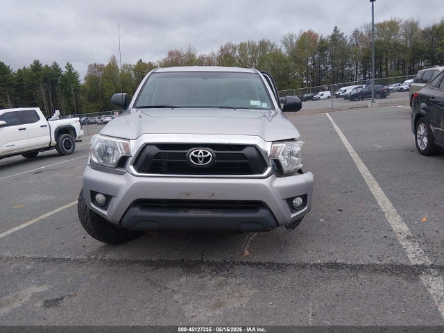 Toyota Tacoma Base V6