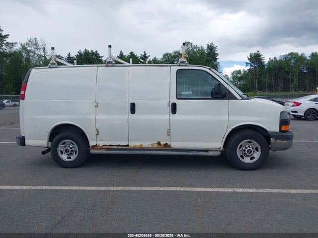 GMC Savana Work Van
