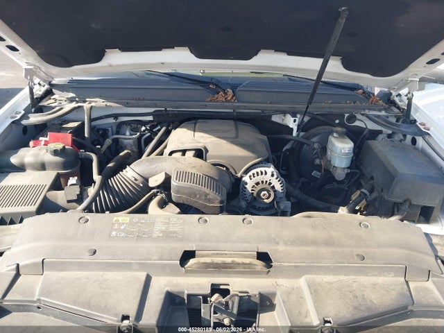 Chevrolet Suburban 1500 Lt