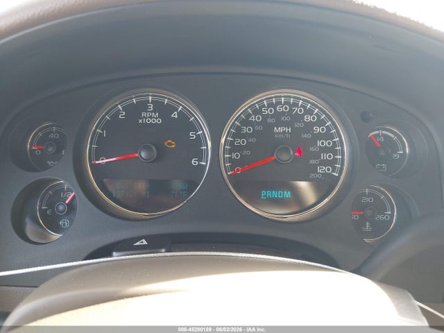 Chevrolet Suburban 1500 Lt