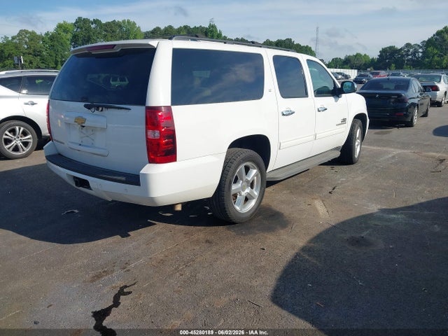 Chevrolet Suburban 1500 Lt