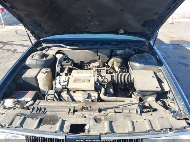 Oldsmobile Delta 88 Royale Brougham
