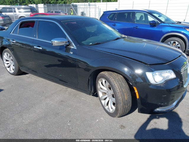 Salvage Chrysler 300 Image