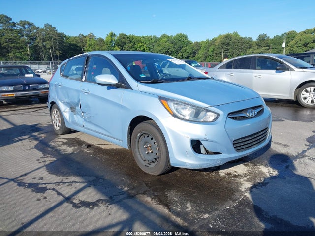Salvage Hyundai ACCENT Image