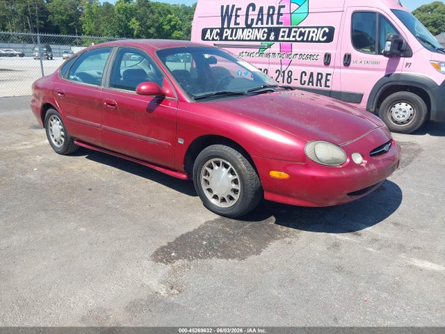 Salvage Ford Taurus Image