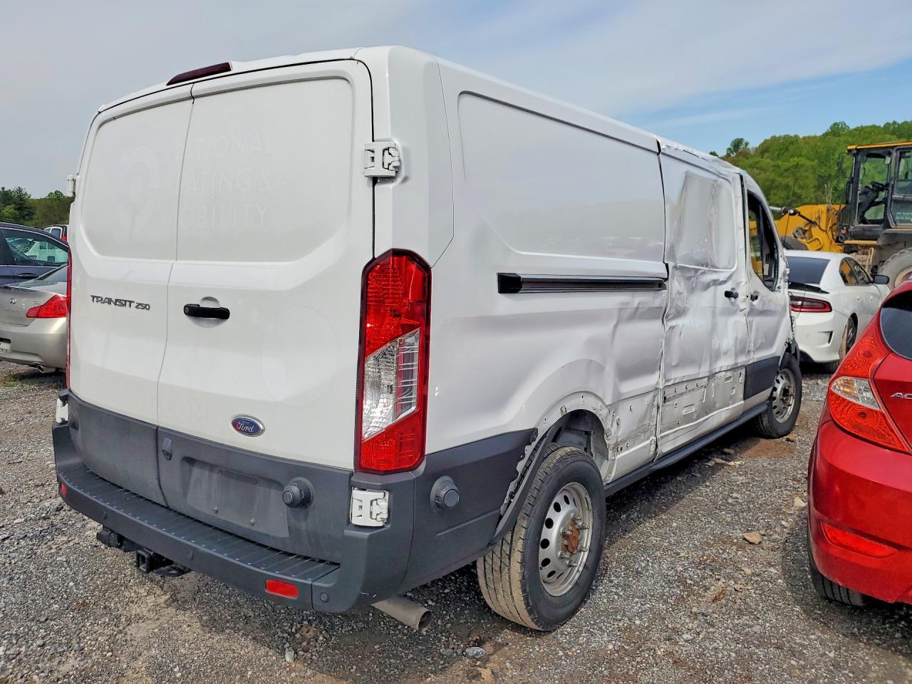 Ford Transit T-250