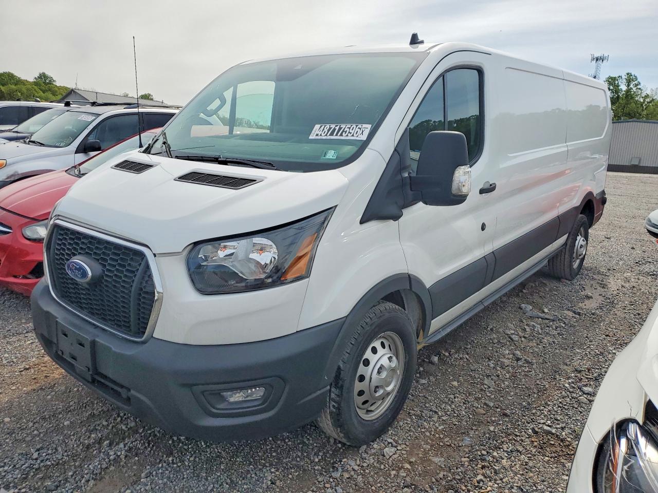 Salvage Ford Transit Image