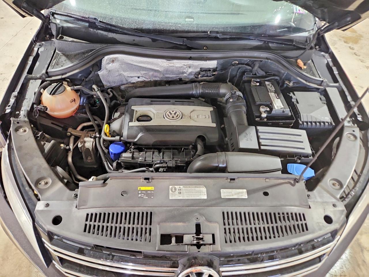 Volkswagen Tiguan S