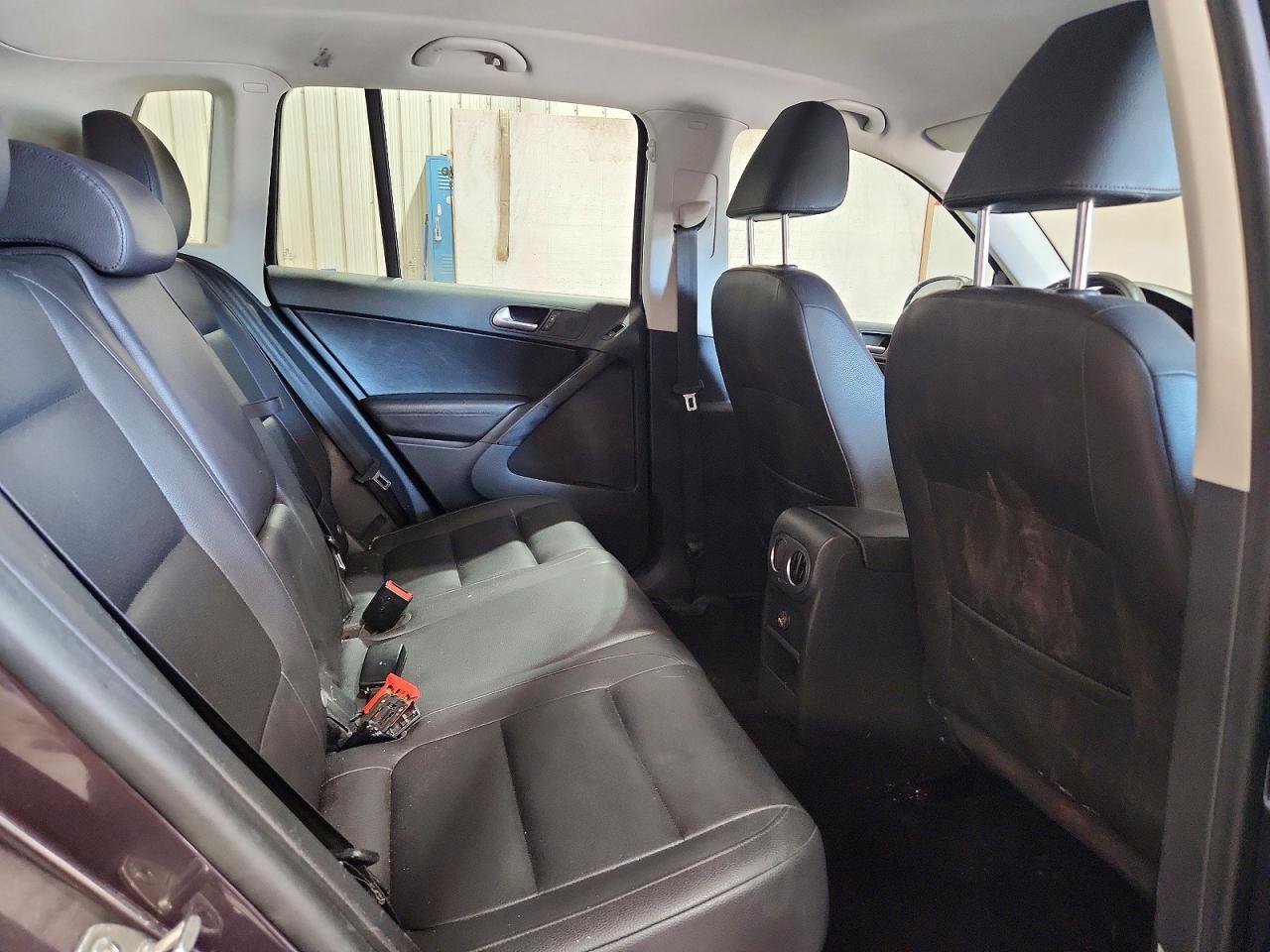 Volkswagen Tiguan S
