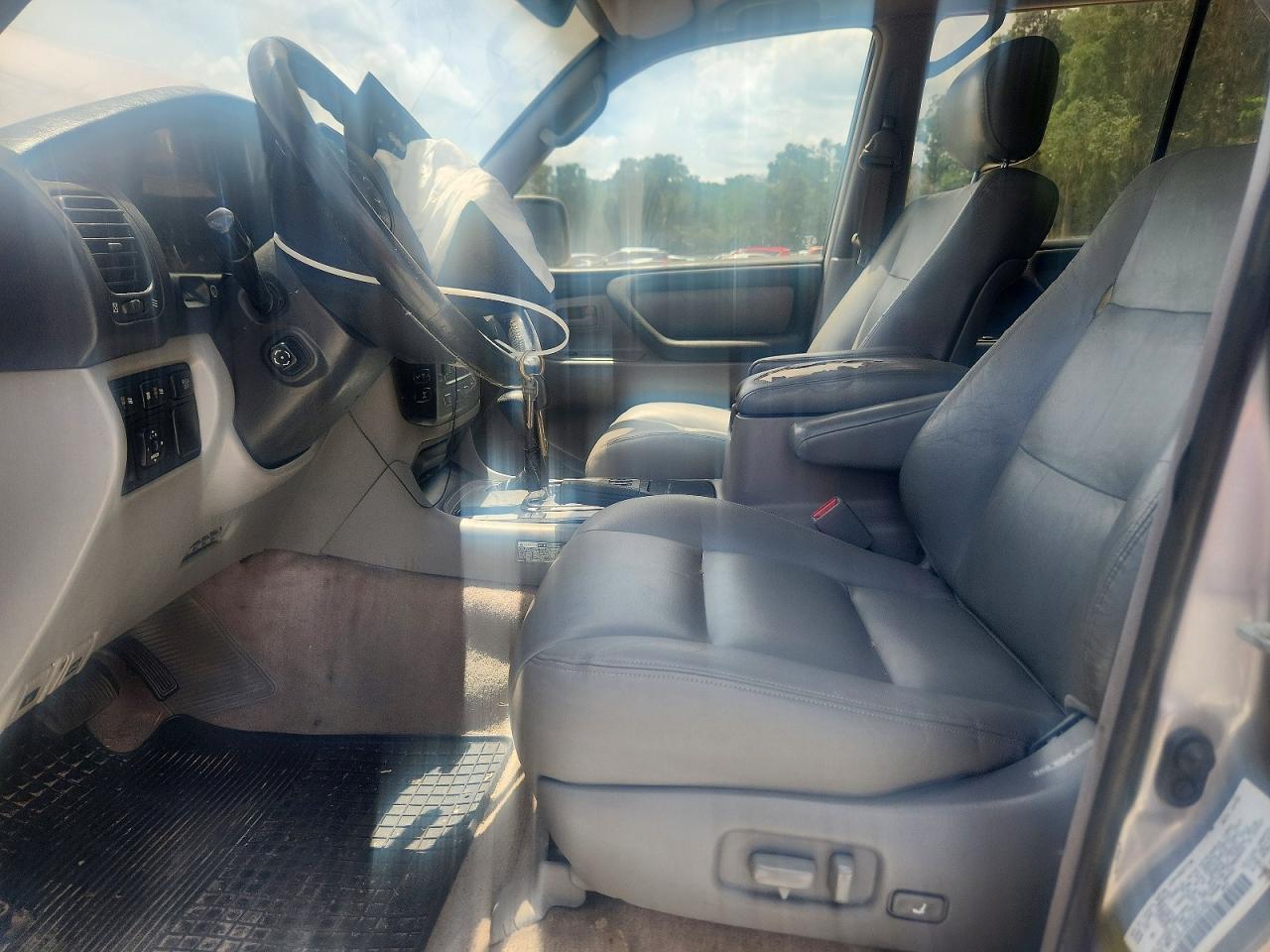 Toyota Land Cruis Base