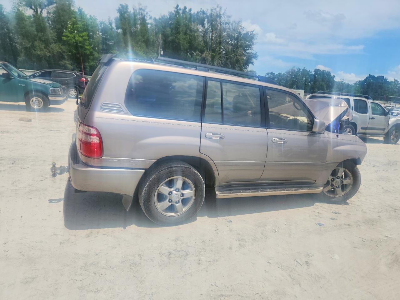 Toyota Land Cruis Base