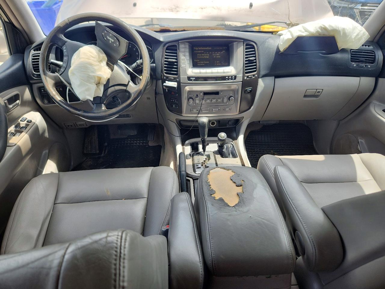 Toyota Land Cruis Base