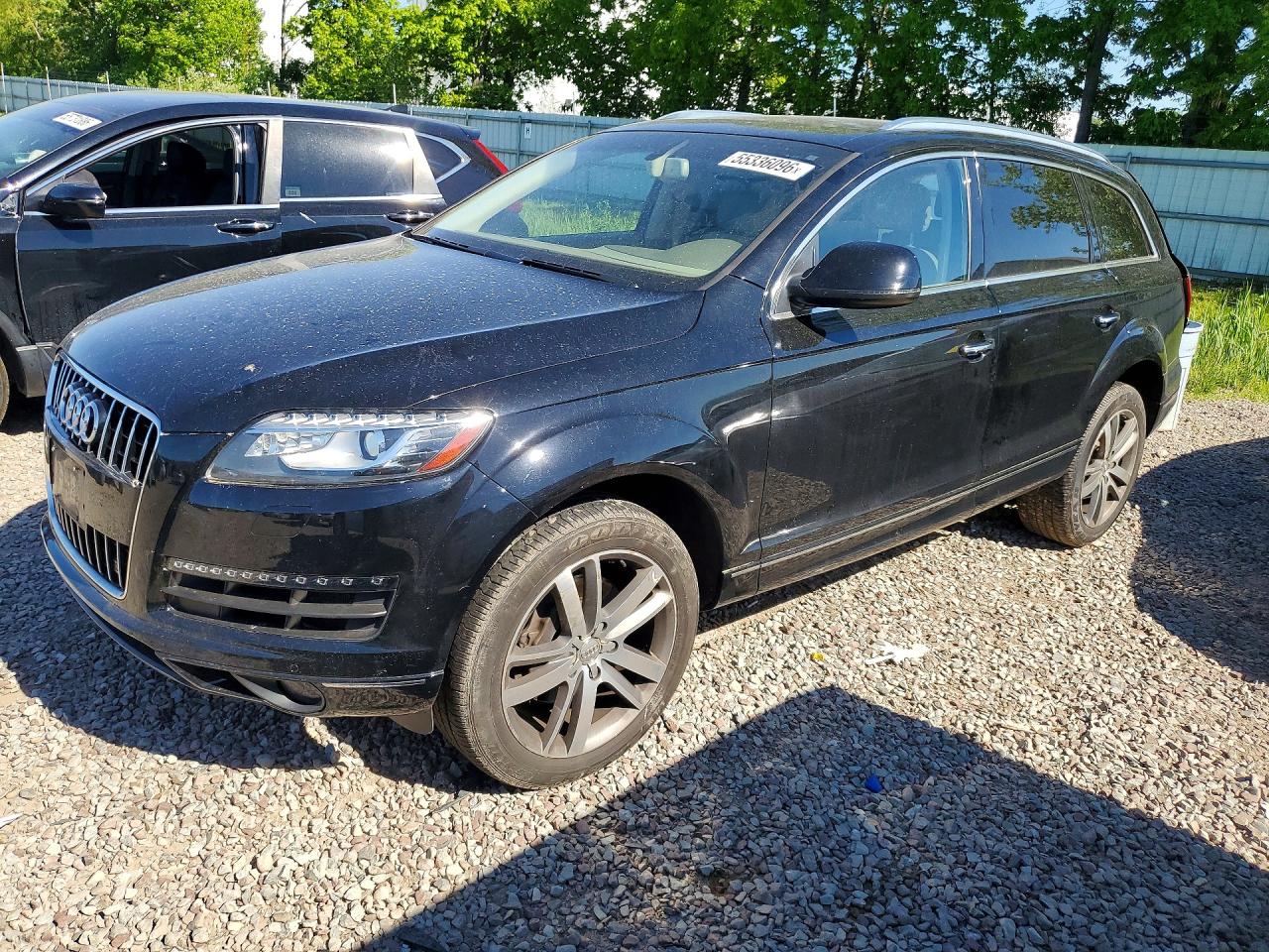 Salvage Audi Q7 Image