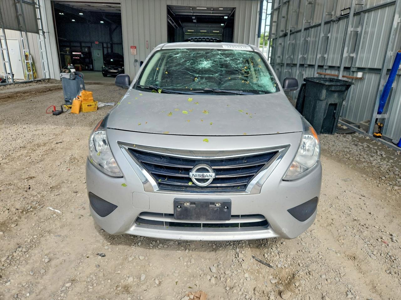 Nissan Versa 1.6 S