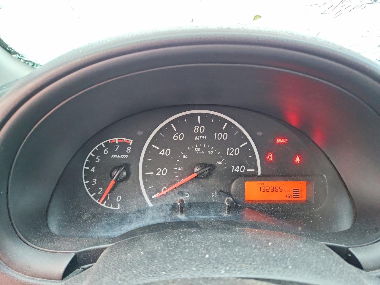 Nissan Versa 1.6 S