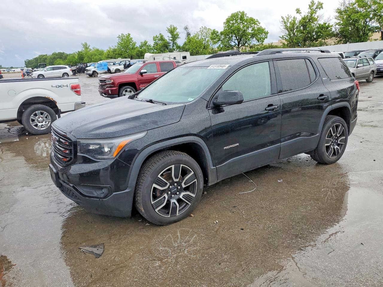 Salvage GMC Acadia Image