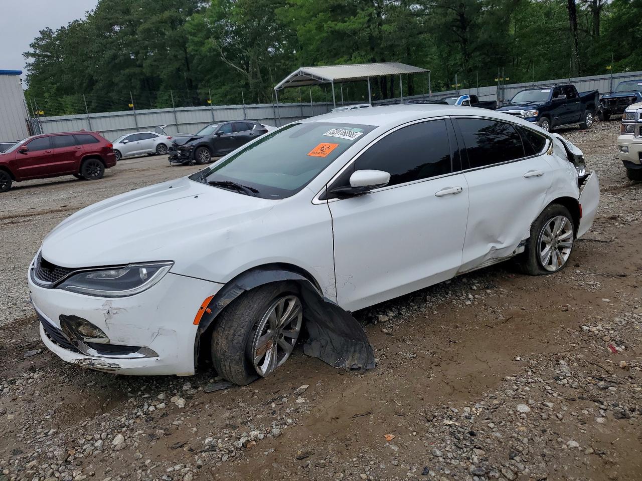 Salvage Chrysler 200 Image