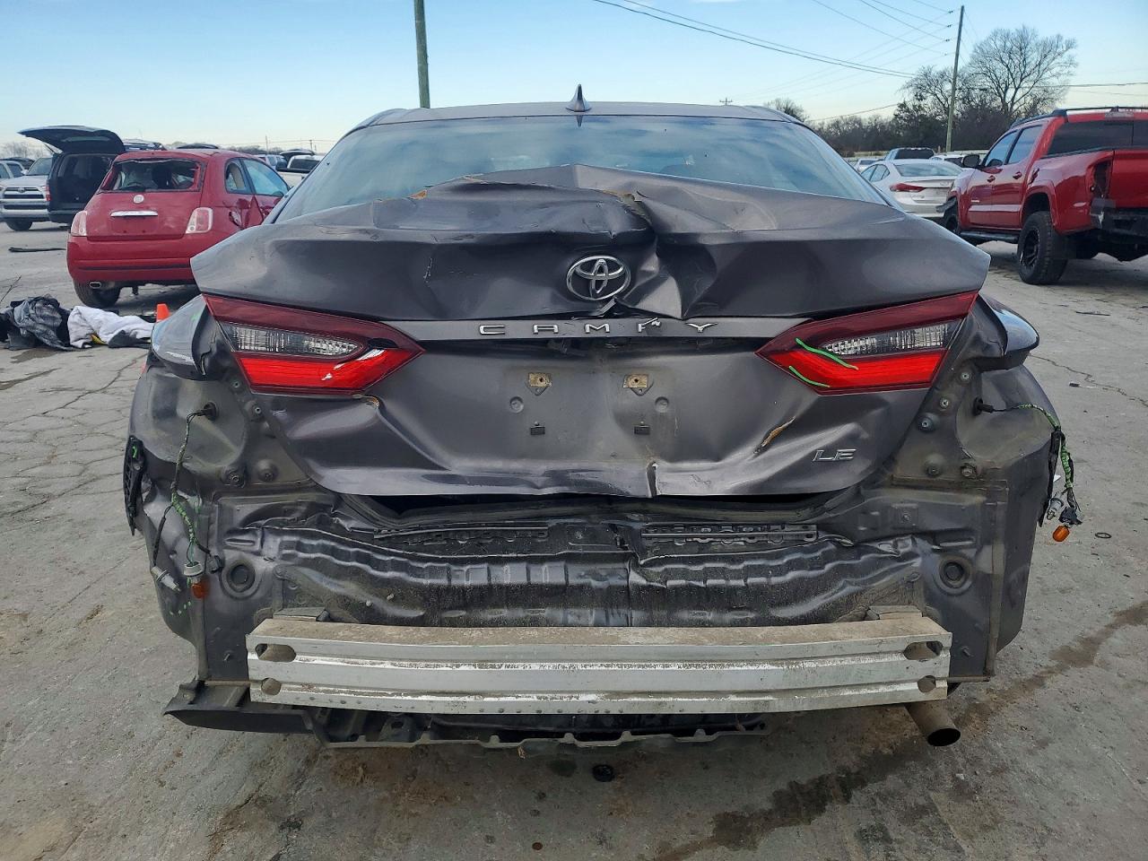 Toyota Camry Le