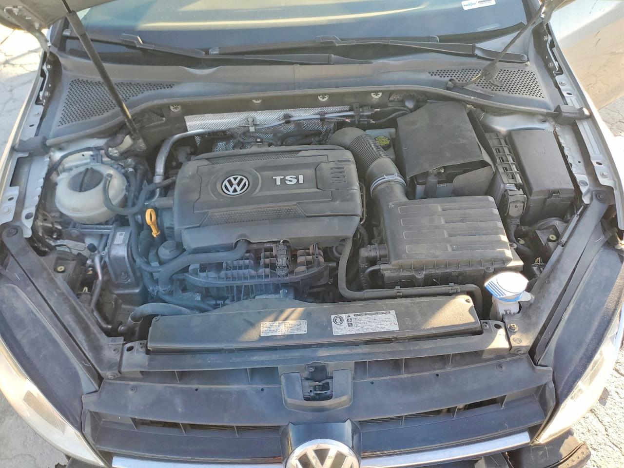 Volkswagen Golf S