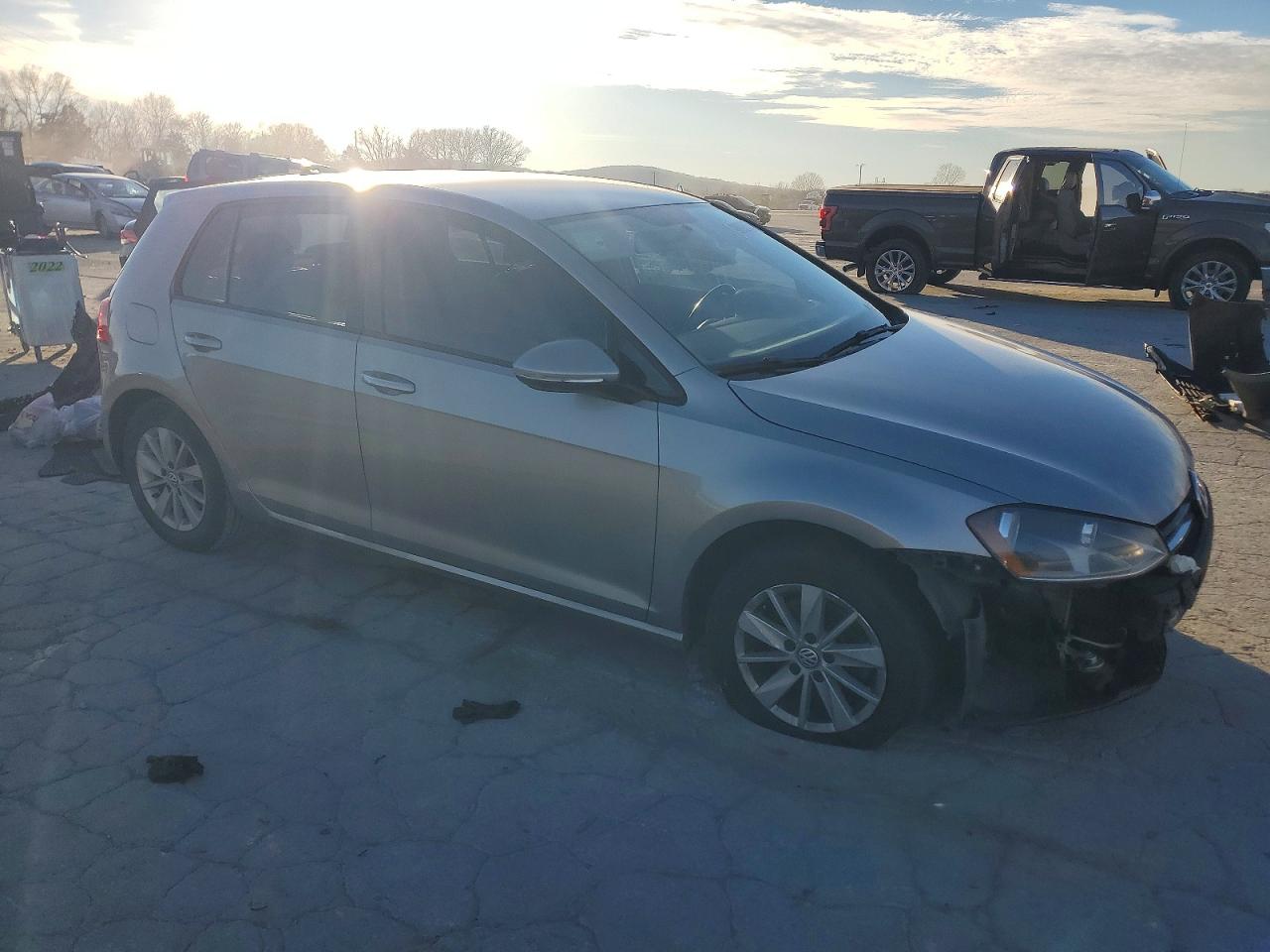 Volkswagen Golf S
