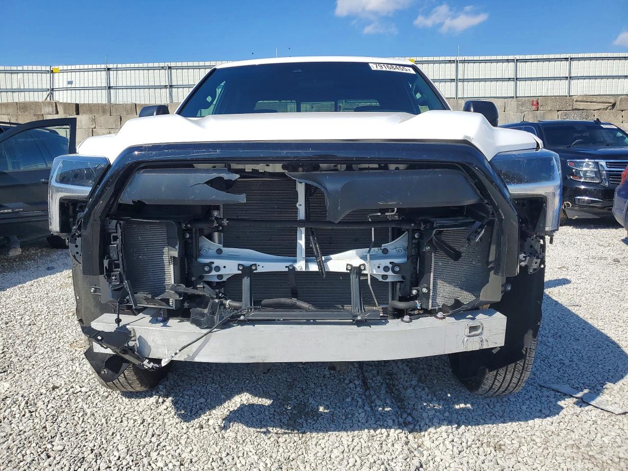 Toyota Tundra Sr