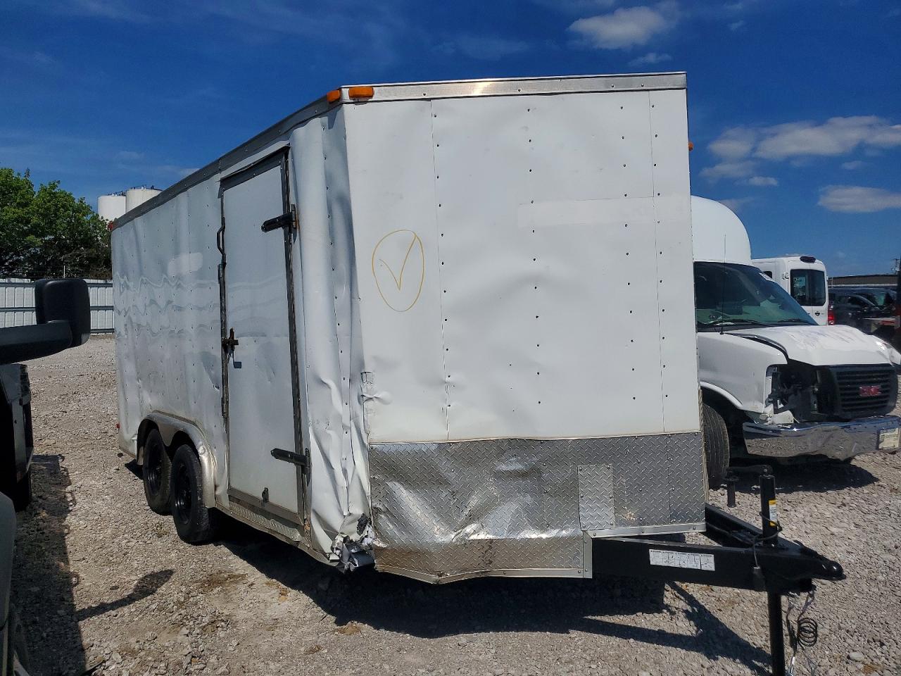 Salvage Lark United Vt8x16t Image