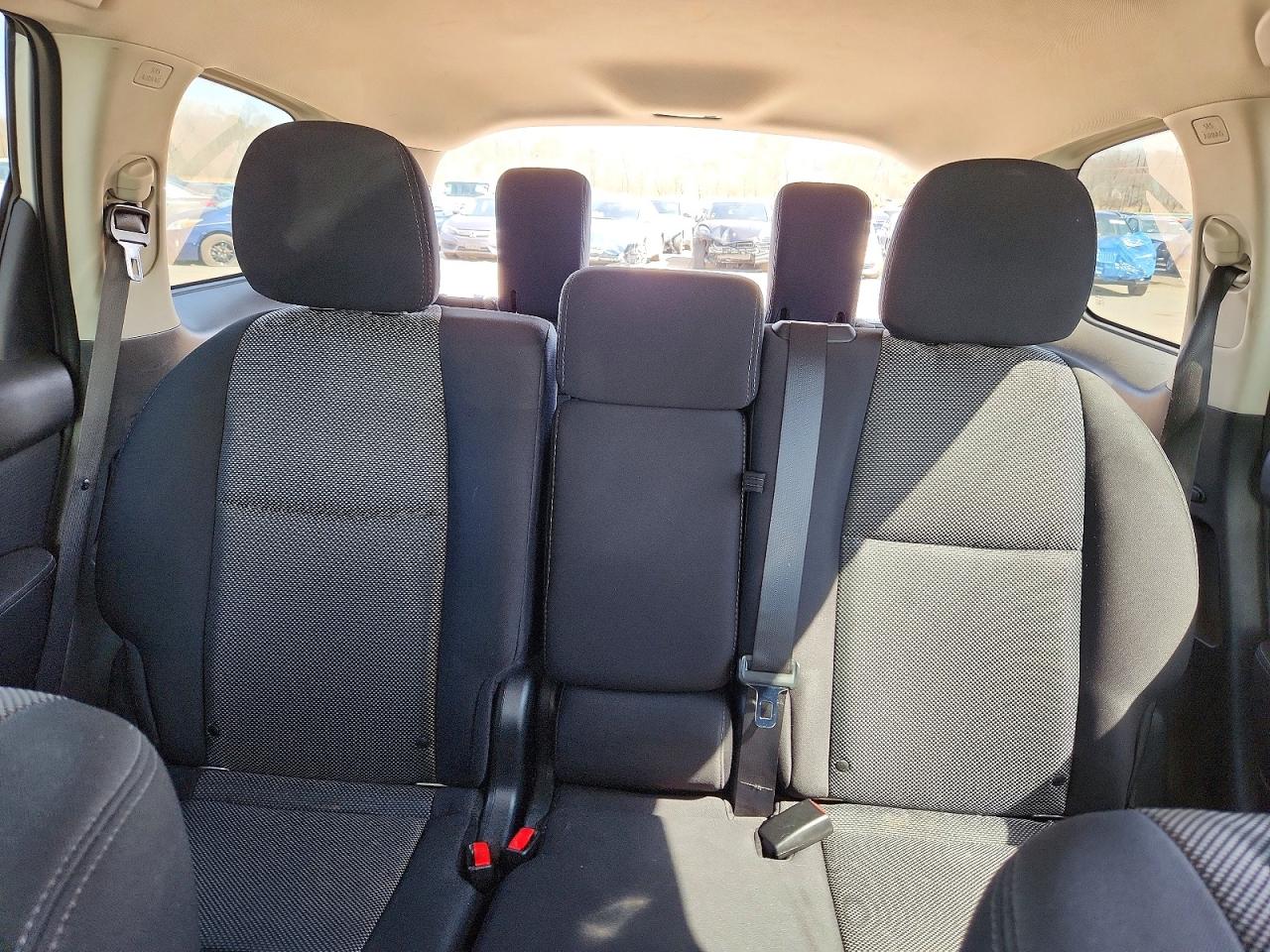 Nissan Pathfinder S