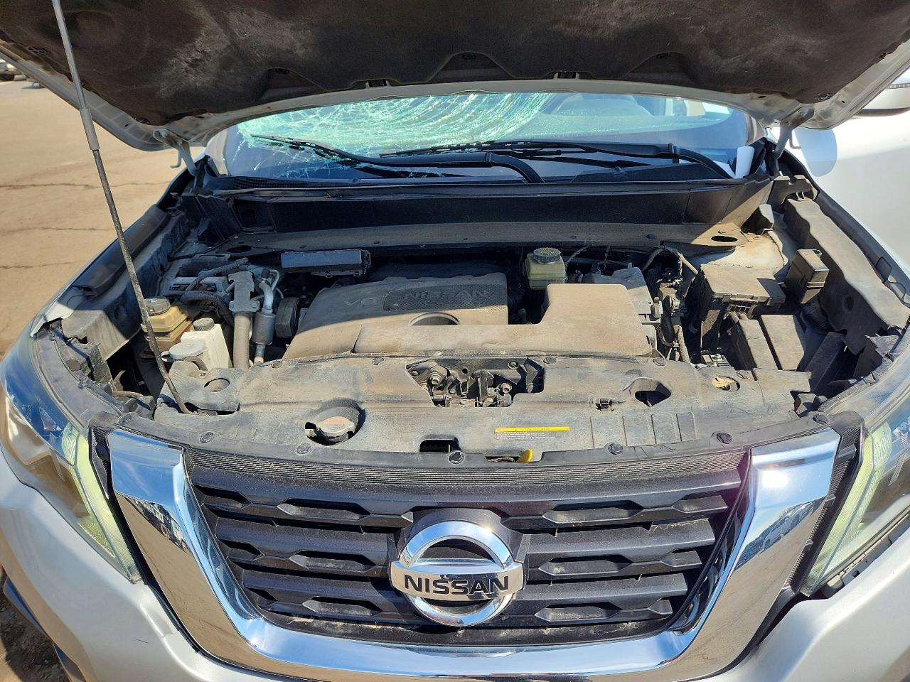 Nissan Pathfinder S
