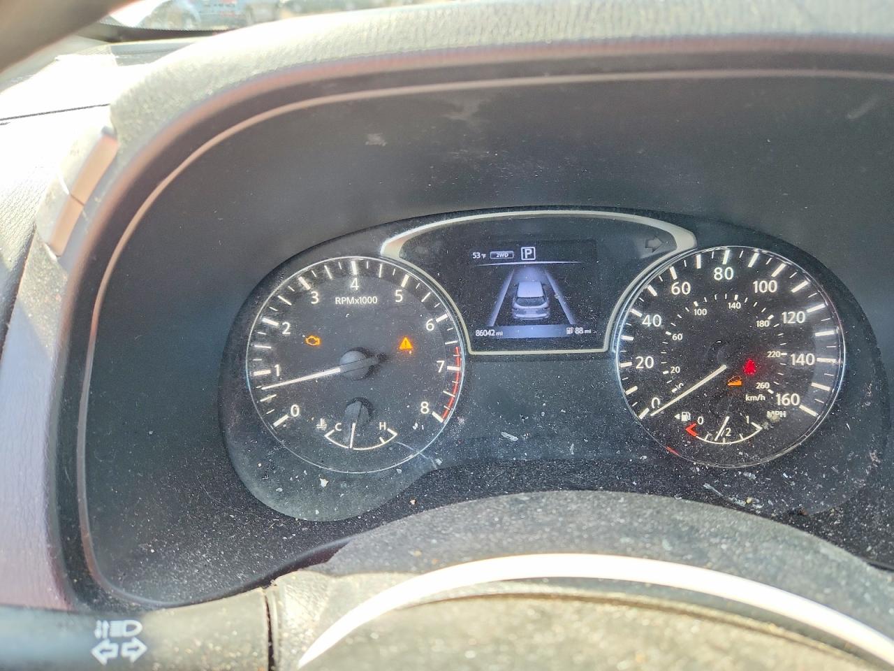 Nissan Pathfinder S