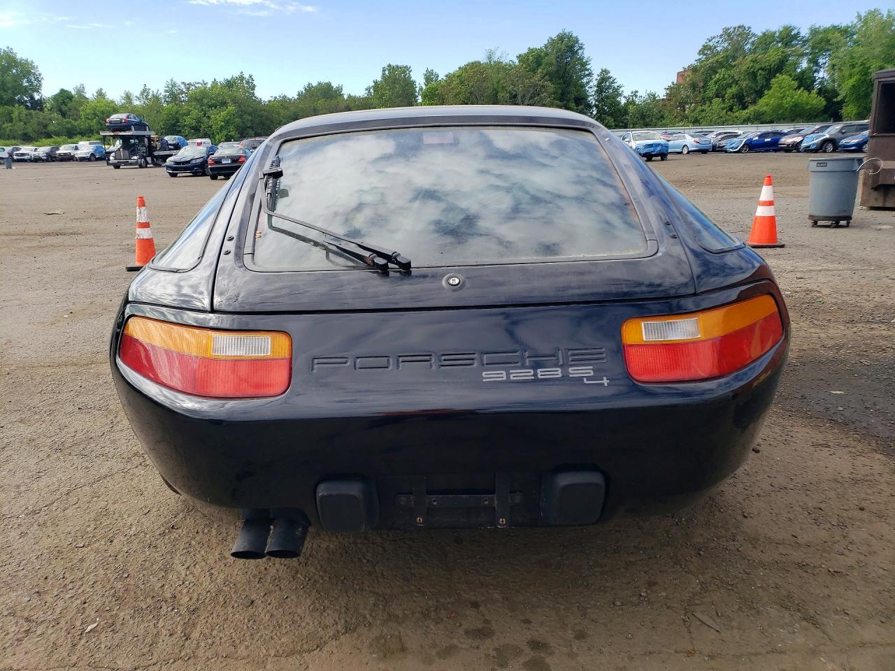 Porsche 928 S