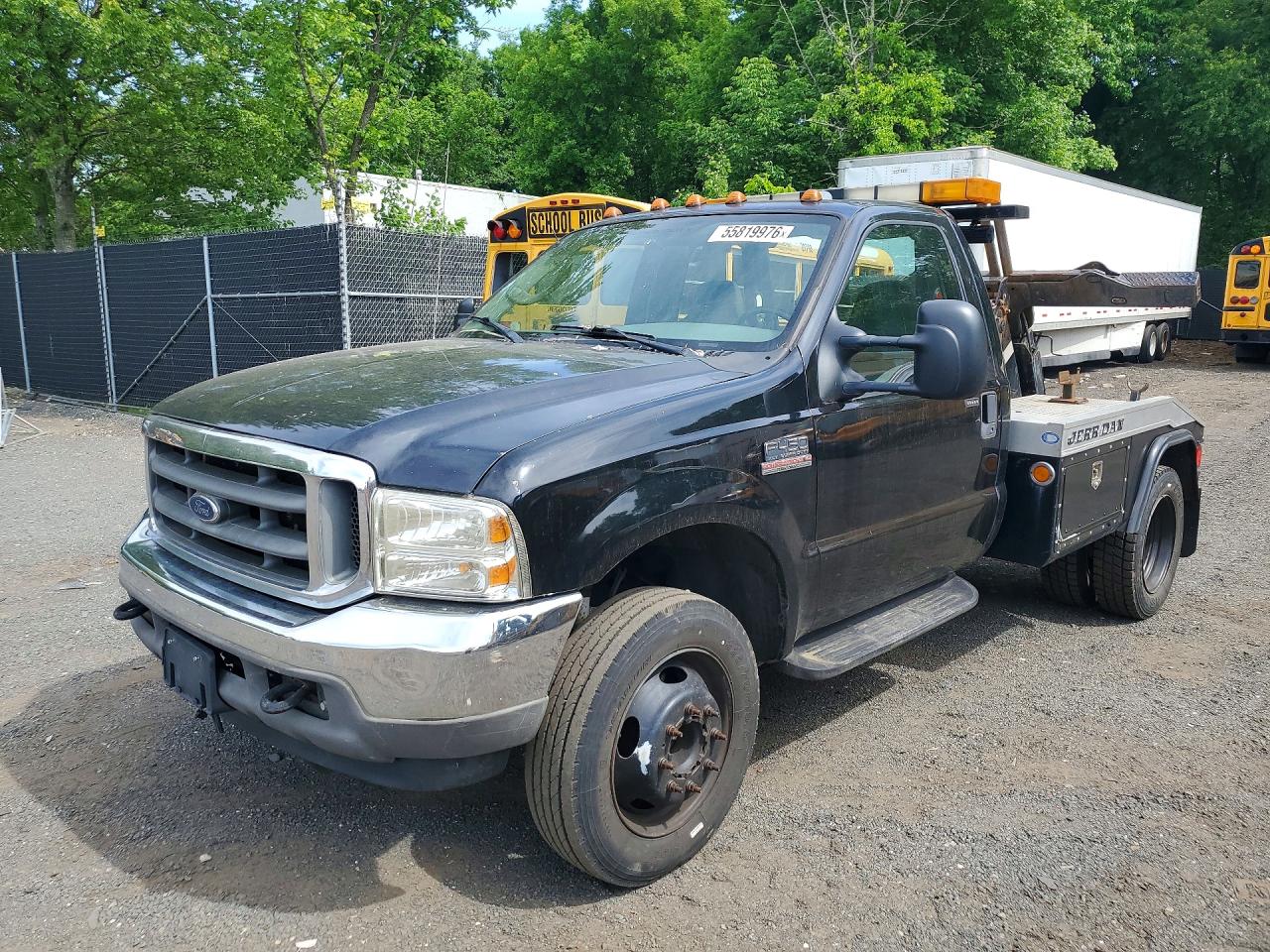 Salvage Ford F-450 Image