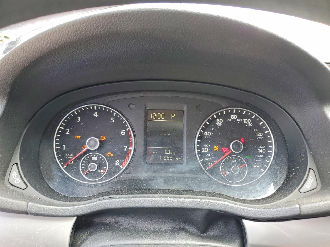 Volkswagen Passat S