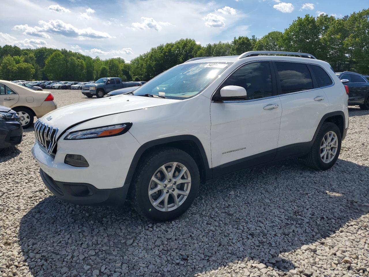Salvage Jeep Cherokee Image