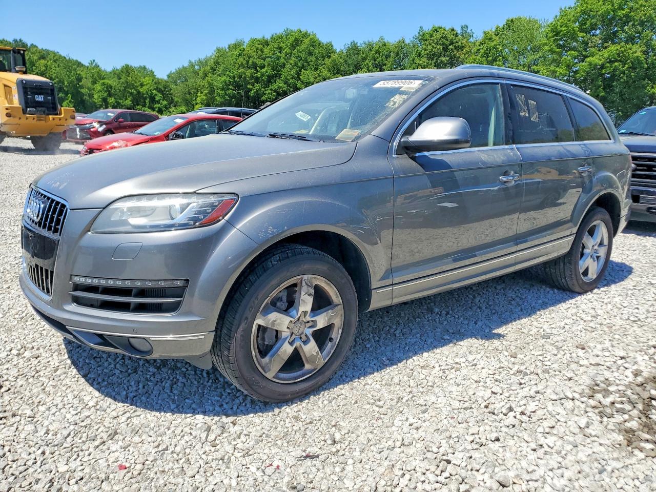 Salvage Audi Q7 Image