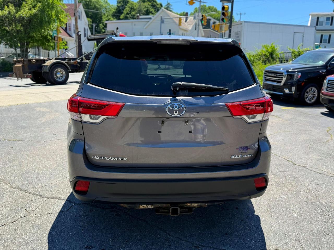 Toyota Highlander Xle