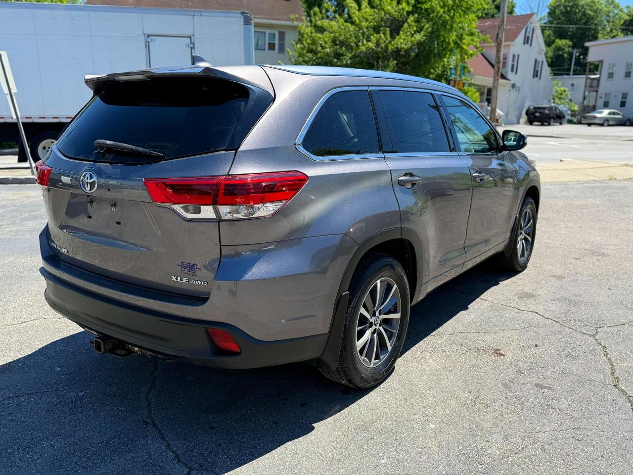 Toyota Highlander Xle
