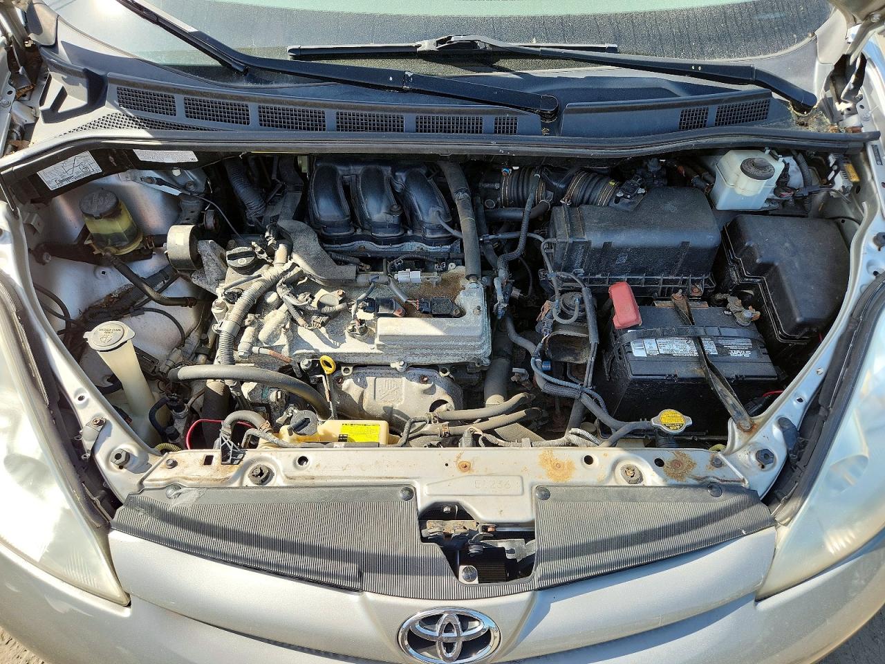 Toyota Sienna Le