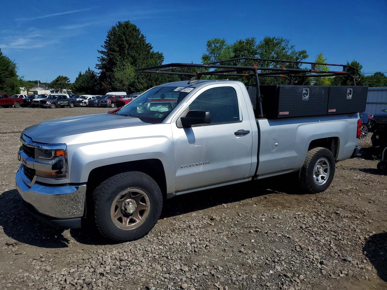 Salvage Chevrolet Silverado Image