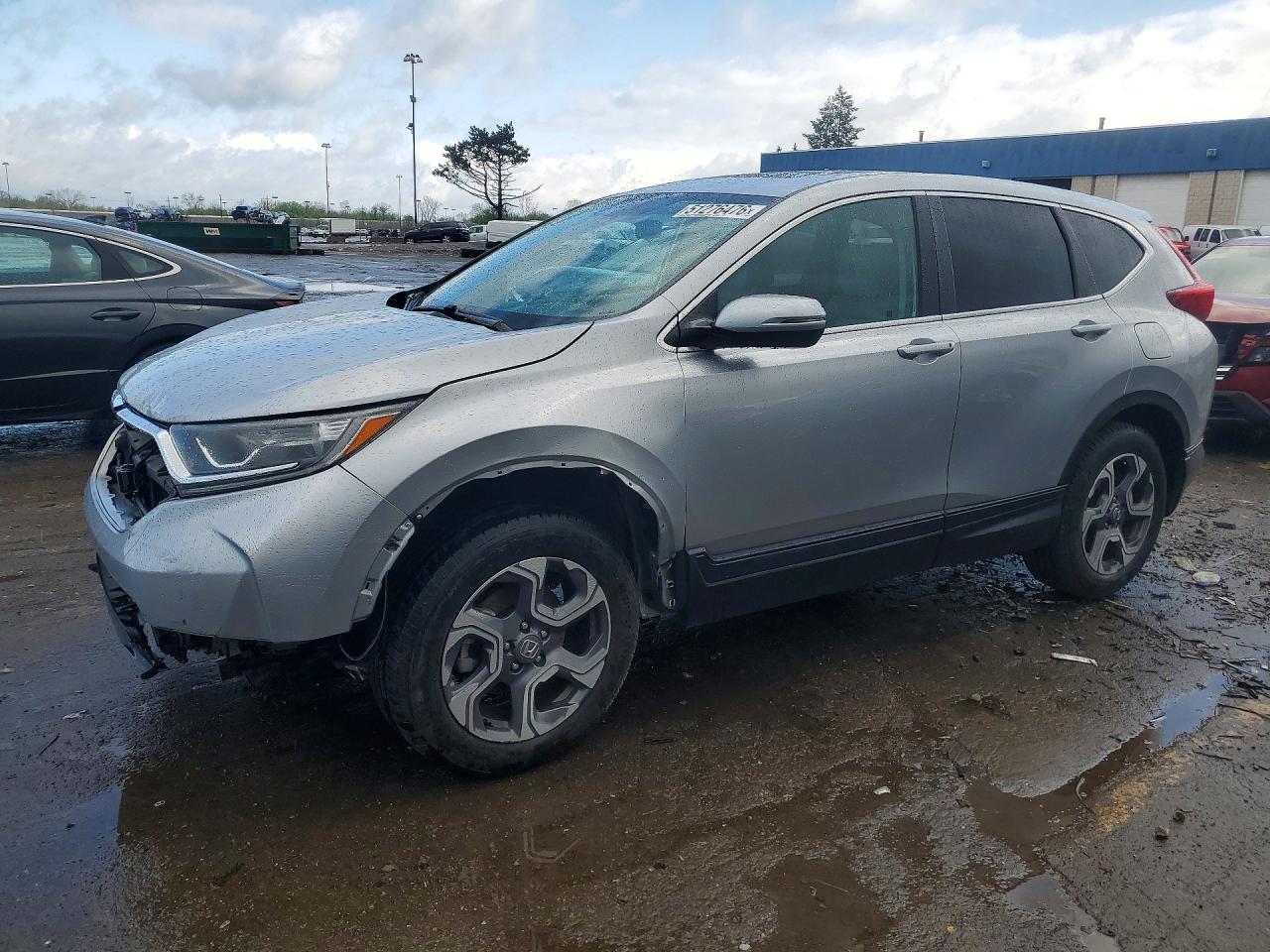 Salvage Honda Crv Image