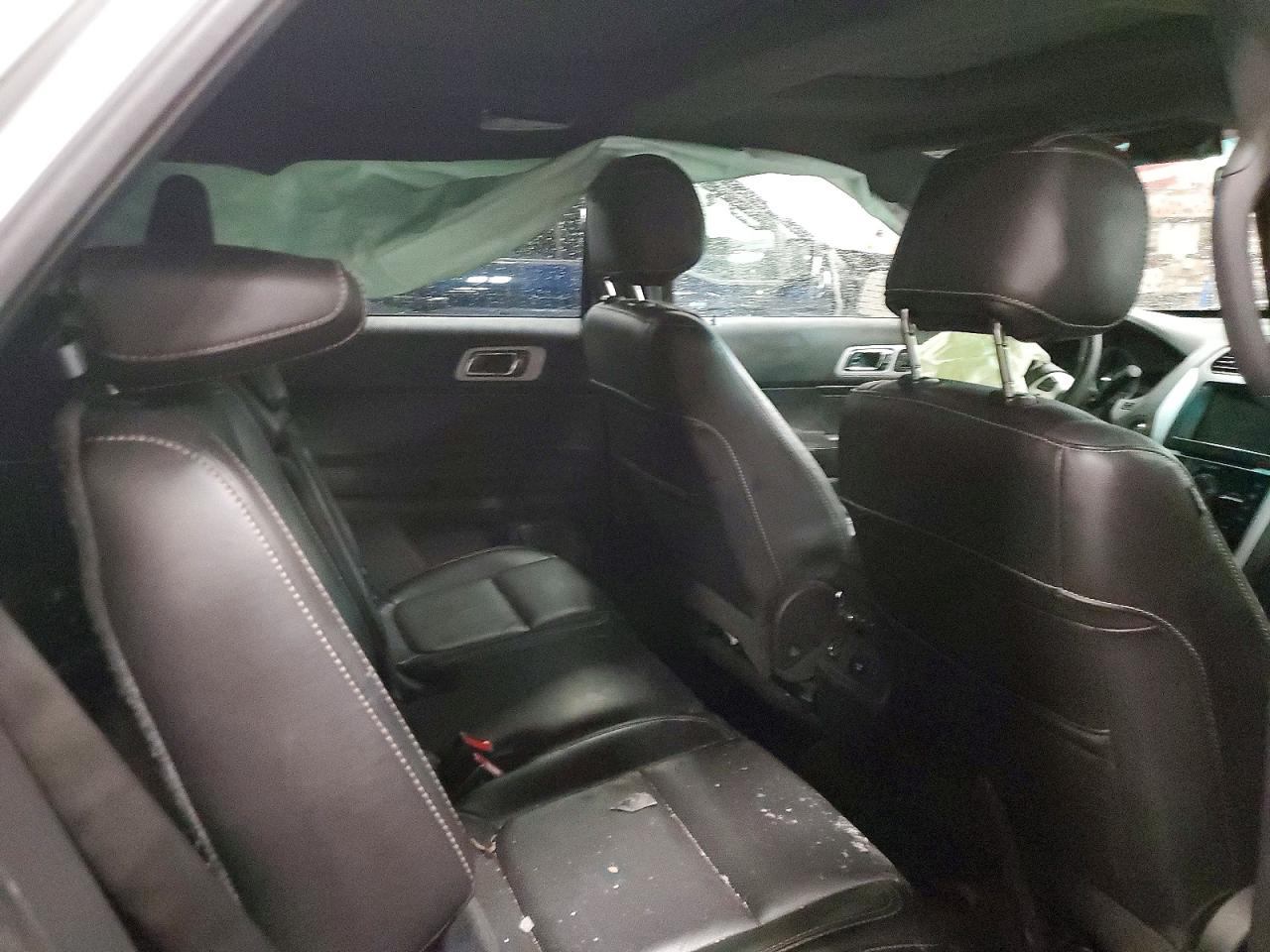Ford Explorer Sport
