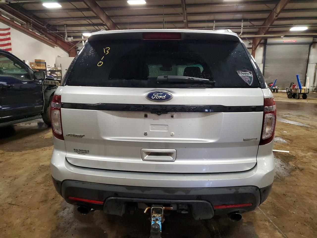 Ford Explorer Sport
