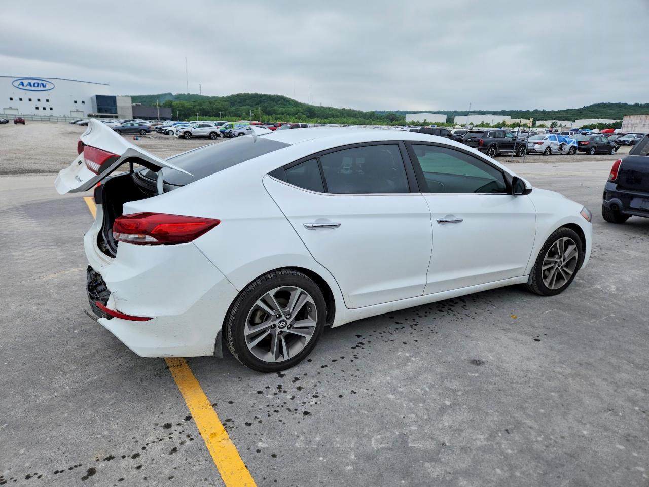 Hyundai ELANTRA Limited