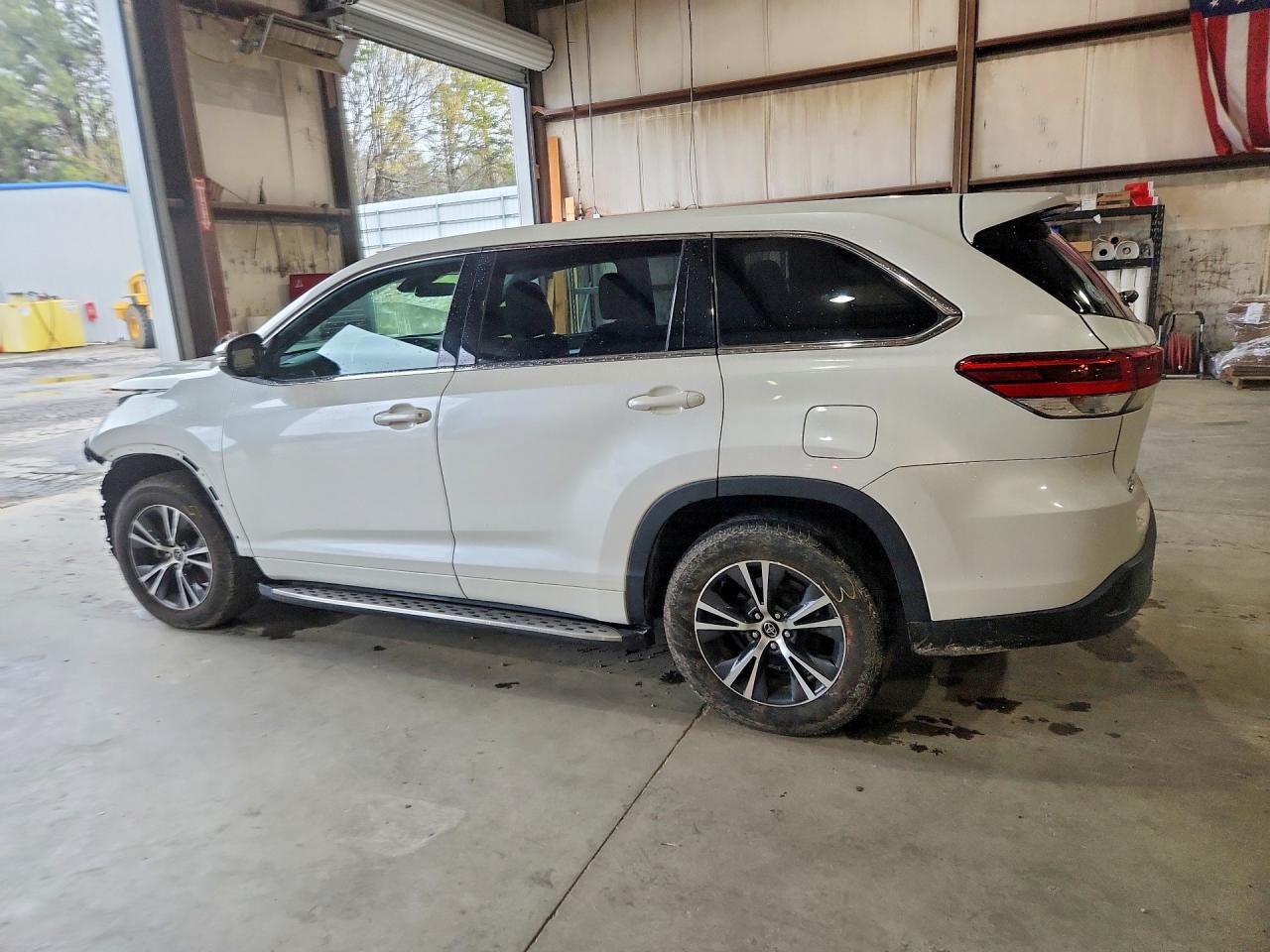 Toyota Highlander Le