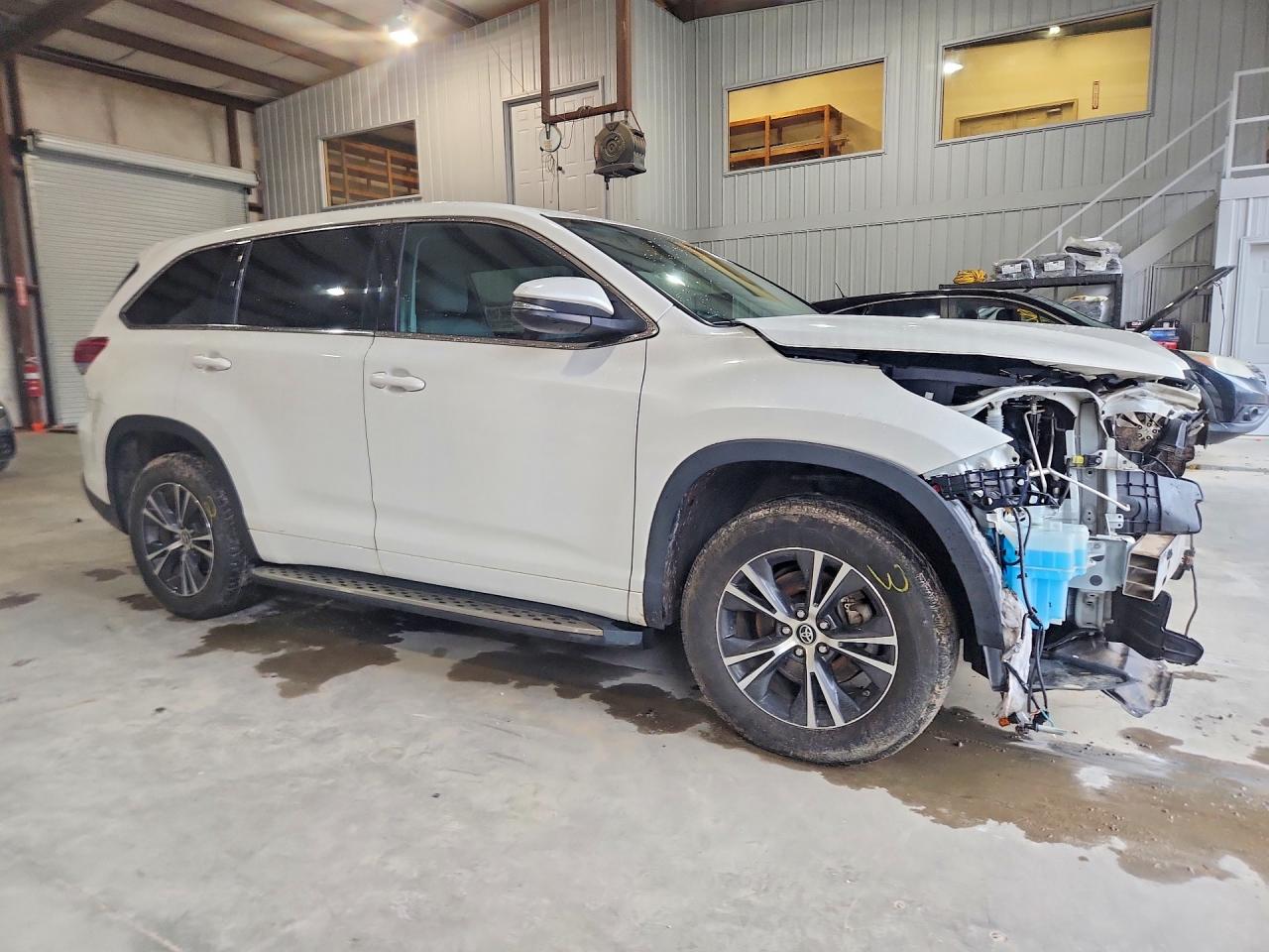 Toyota Highlander Le