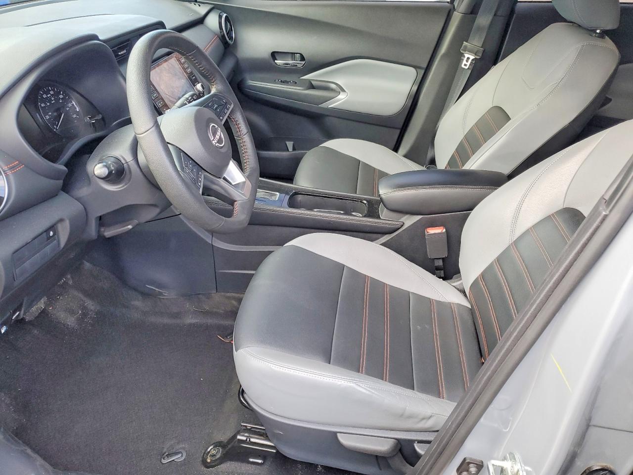 Nissan Kicks Sr