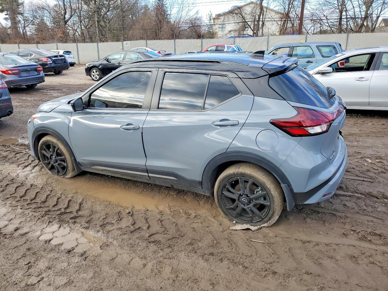 Nissan Kicks Sr