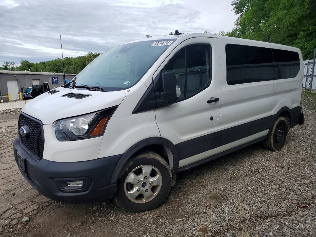Salvage Ford Transit Image